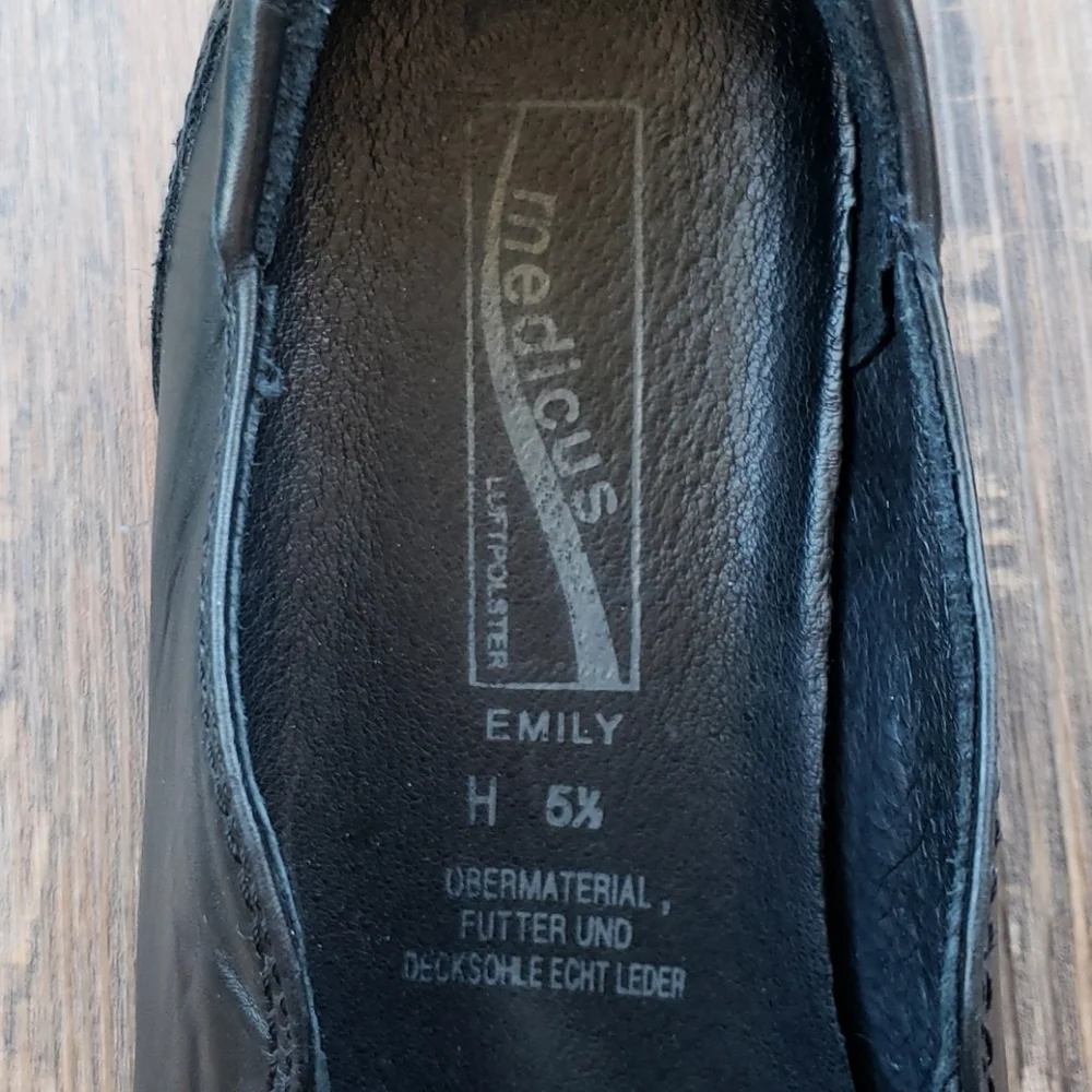 Medicus Leather Upper Emily Loafers Size5 1/2 M NWOT